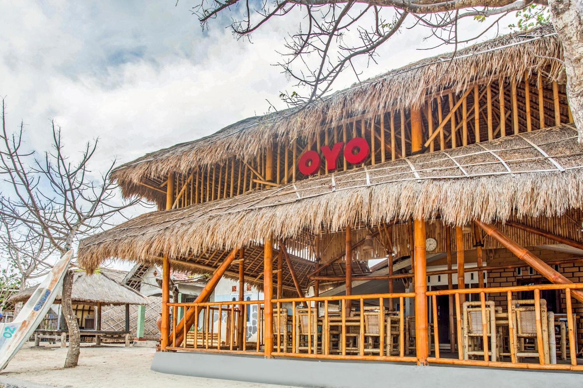 Oyo 1837 Telone Bungalow Palebah Buitenkant foto